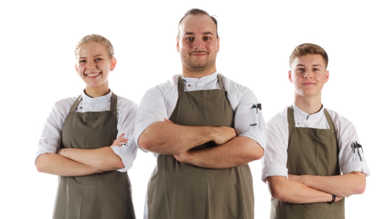 Das Team Culinarium Alpineum (v.l.n.r.): Pamela Zumbühl, Beda Röthlisberger und Ben Cesa (Bild: Lukas Bidinger, Fotoplus)