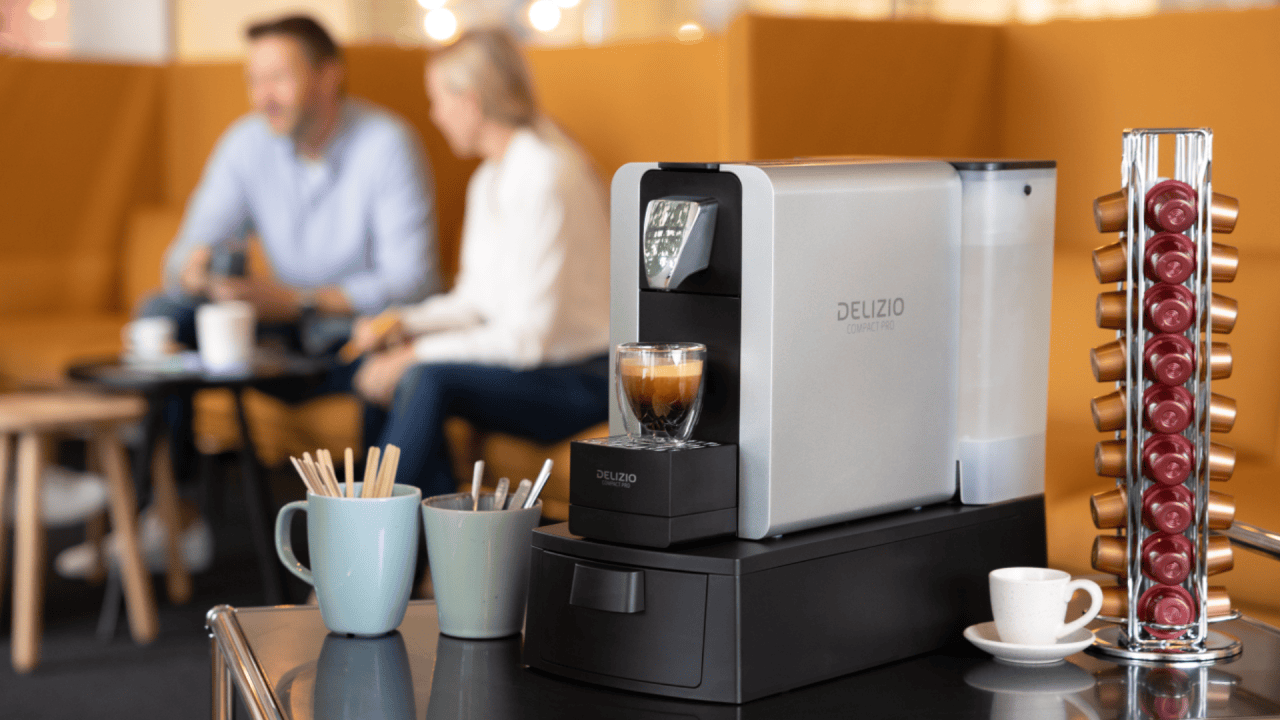 Die Grosse fürs Buffet: Compact Pro XL: Delizio Compact Pro XL Kaffeemaschine