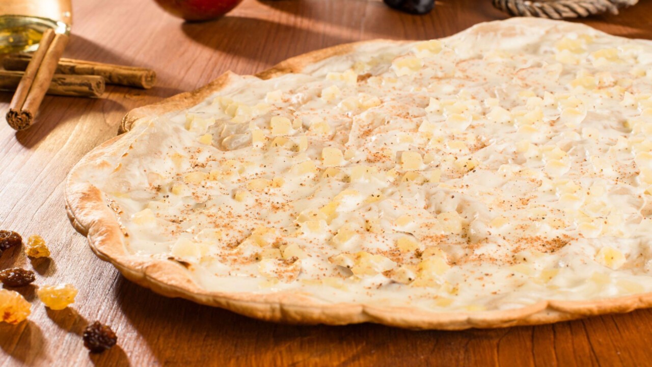 Flammkuchen Apfel & Zimt, oval